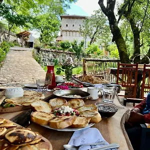 Kulla Hupi Agriturism Gasthof